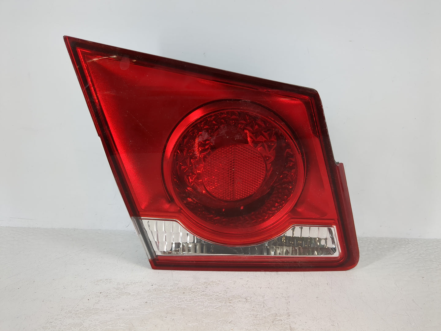 2011-2016 Chevrolet Cruze Tail Light Assembly Driver Left OEM Fits Fits 2011 2012 2013 2014 2015 2016 OEM Used Auto Parts - 
