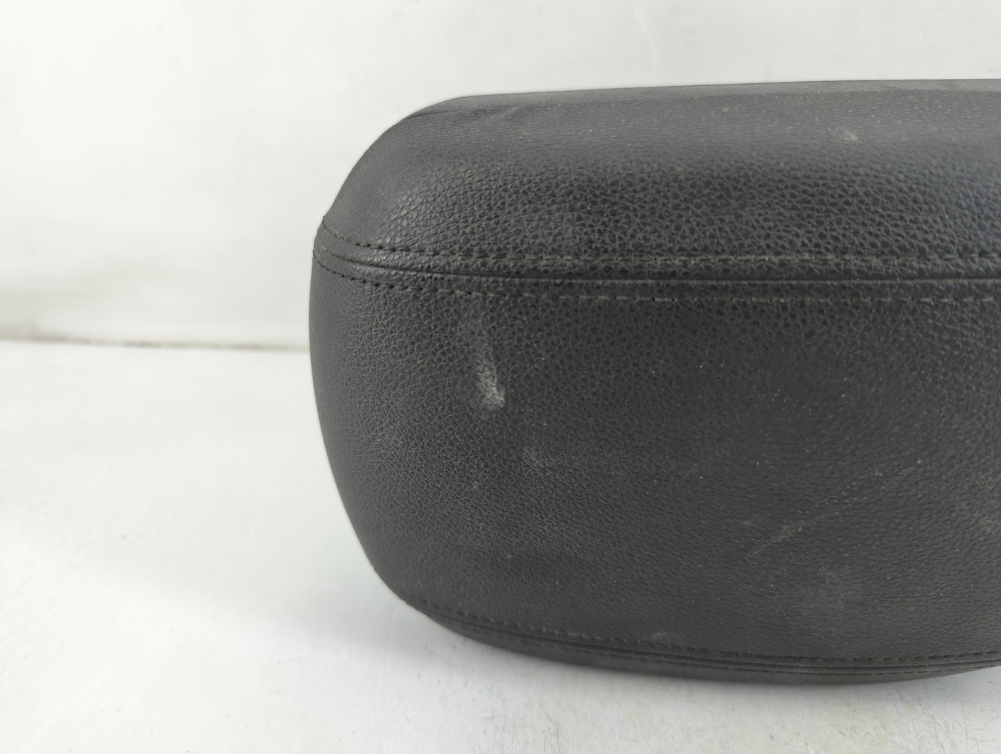 2016 Chevrolet Cruze Center Console Armrest Cover Lid Fits OEM Used Auto Parts - Oemusedautoparts1.com