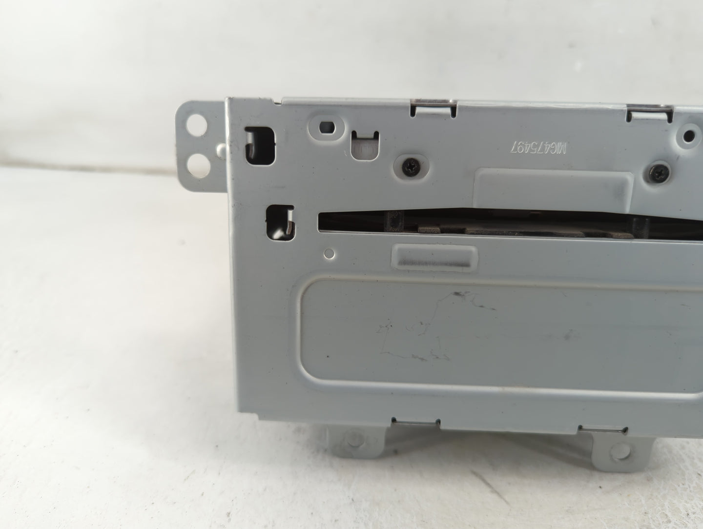 2016 Chevrolet Cruze Radio AM FM Cd Player Receiver Replacement P/N:22976137 Fits OEM Used Auto Parts - Oemusedautoparts1.co