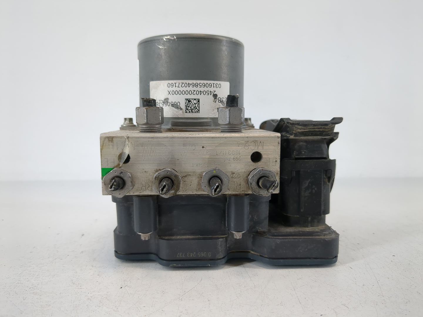 2016 Chevrolet Cruze ABS Pump Control Module Replacement P/N:39042384 Fits OEM Used Auto Parts - Oemusedautoparts1.com