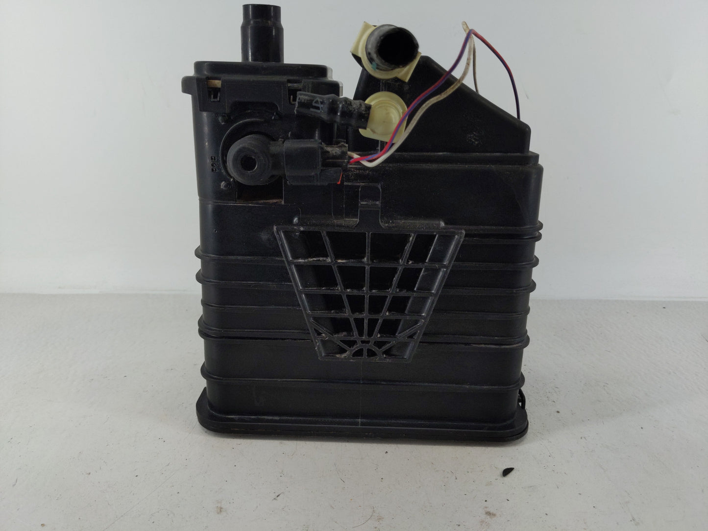 2016 Chevrolet Cruze Fuel Vapor Charcoal Canister - Oemusedautoparts1.com