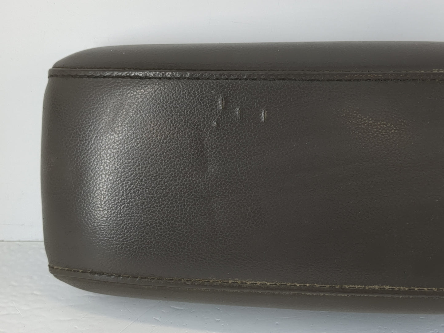 2016 Chevrolet Cruze Center Console Armrest Cover Lid Fits OEM Used Auto Parts - Oemusedautoparts1.com