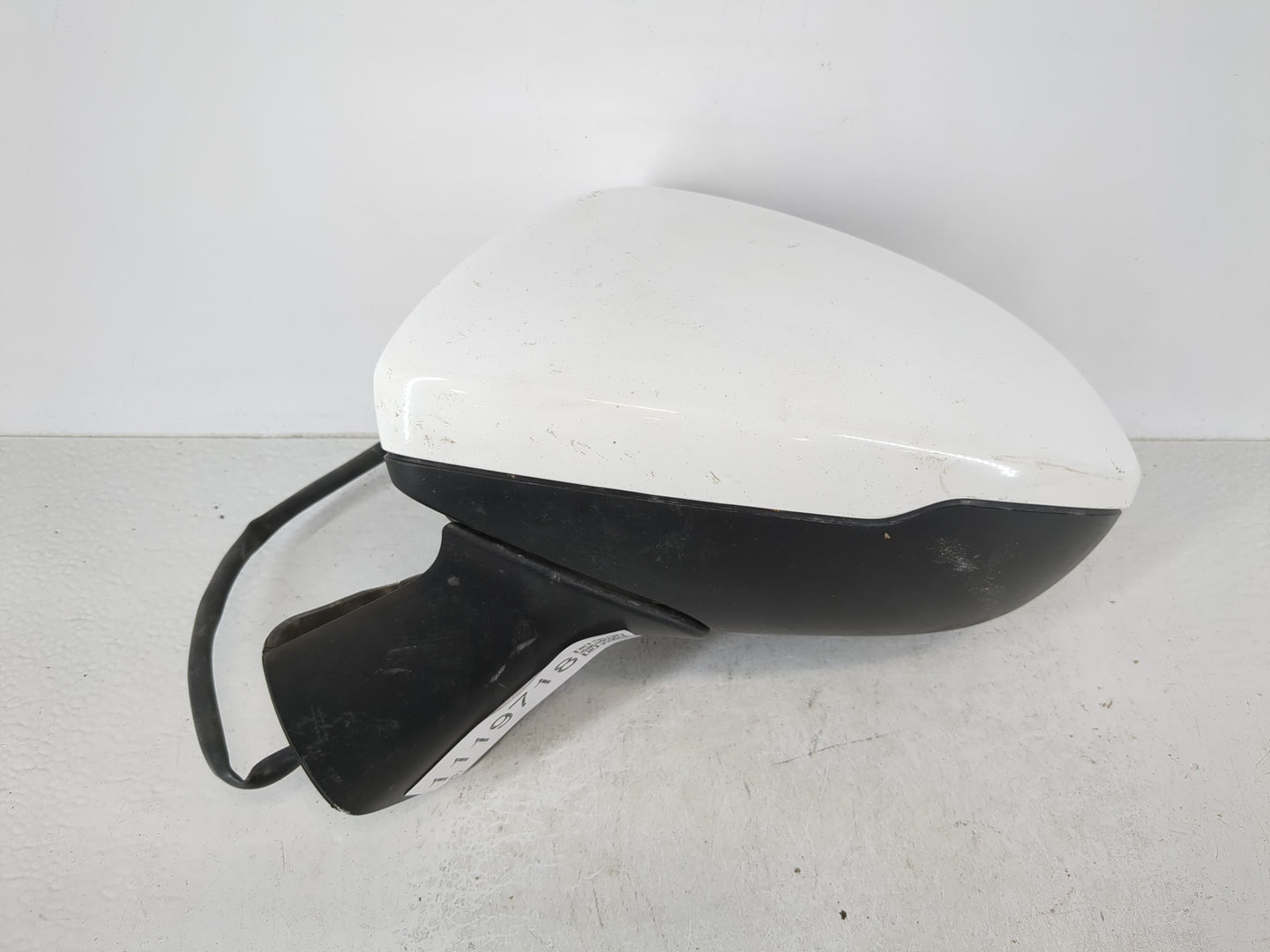 2016-2018 Chevrolet Cruze Driver Side View Mirror - Left Door Mirror OEM Used - Oemusedautoparts1.com