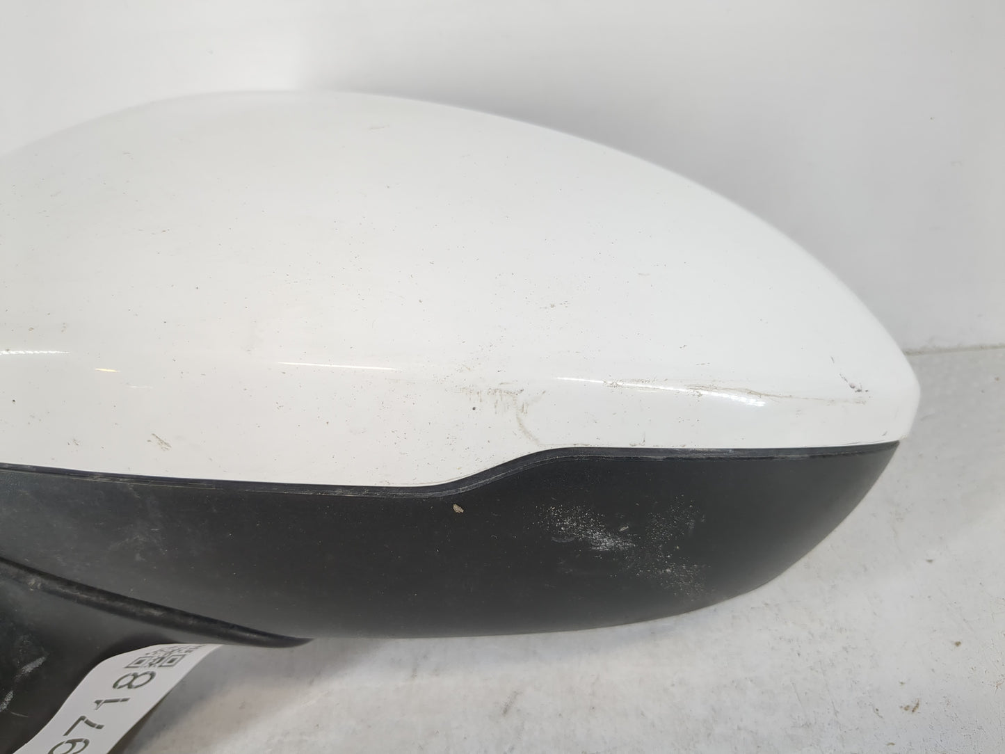 2016-2018 Chevrolet Cruze Driver Side View Mirror - Left Door Mirror OEM Used - Oemusedautoparts1.com