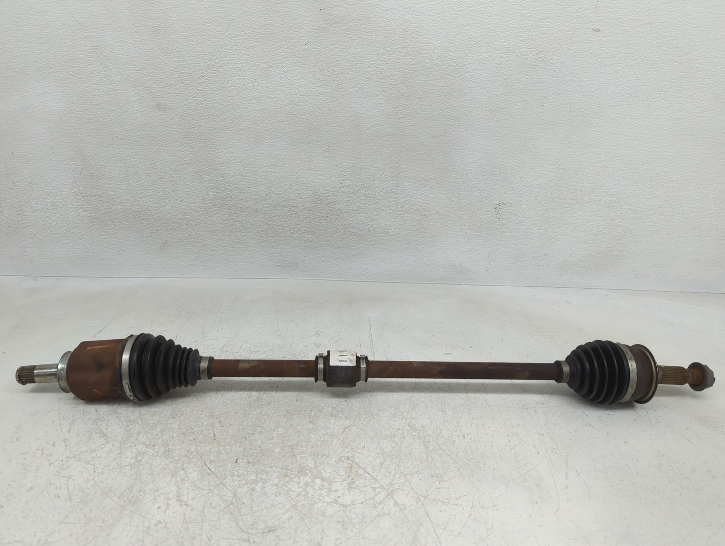 2016-2019 Chevrolet Cruze Axle Shaft Front Driver Cv C/v - Oemusedautoparts1.com