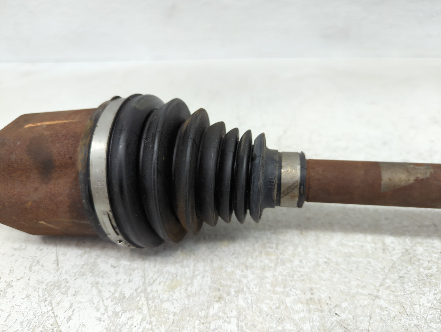 2016-2019 Chevrolet Cruze Axle Shaft Front Driver Cv C/v - Oemusedautoparts1.com