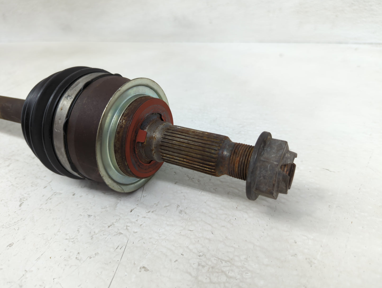 2016-2019 Chevrolet Cruze Axle Shaft Front Driver Cv C/v - Oemusedautoparts1.com