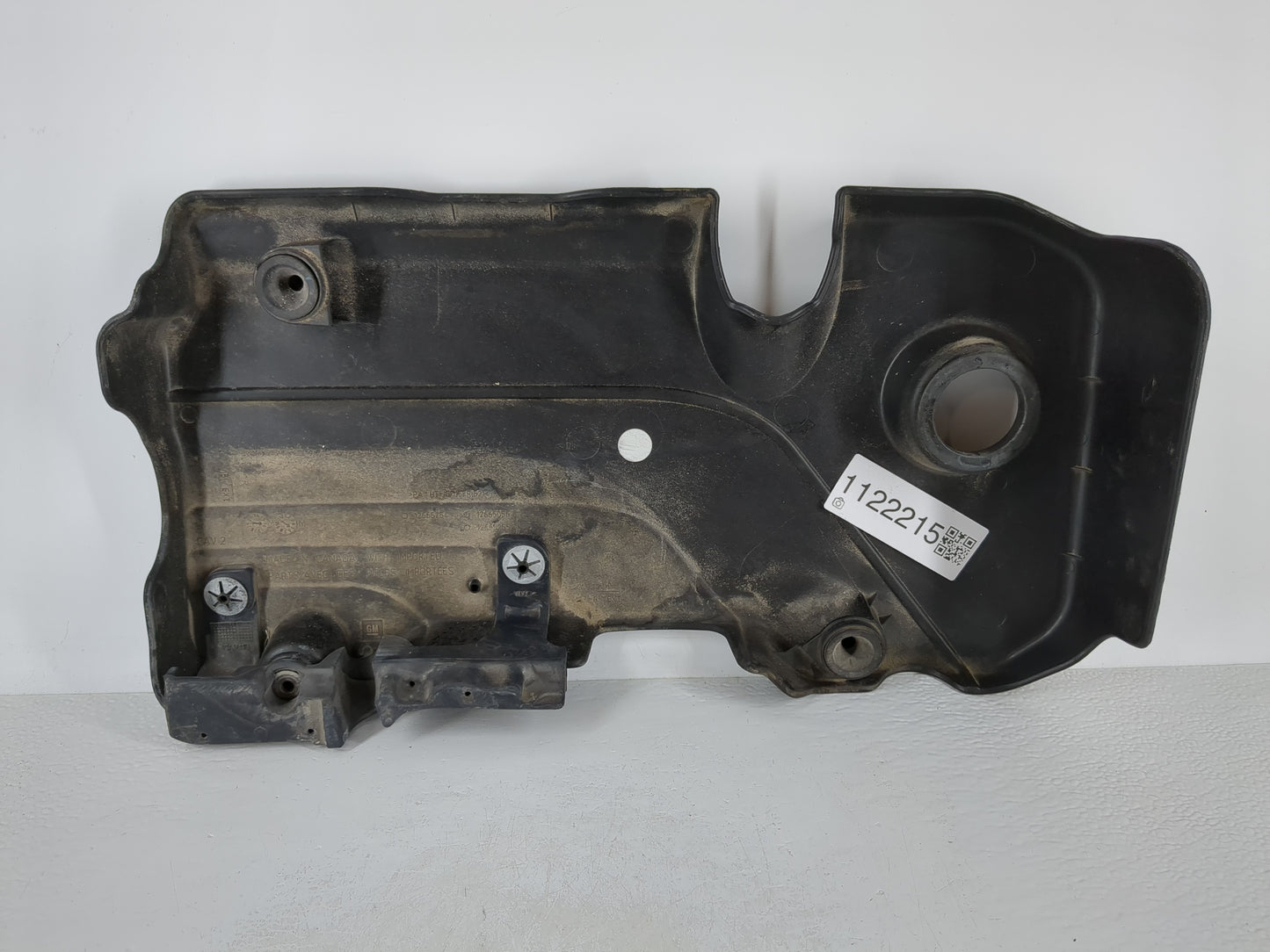 2016 Chevrolet Cruze Engine Cover - Oemusedautoparts1.com