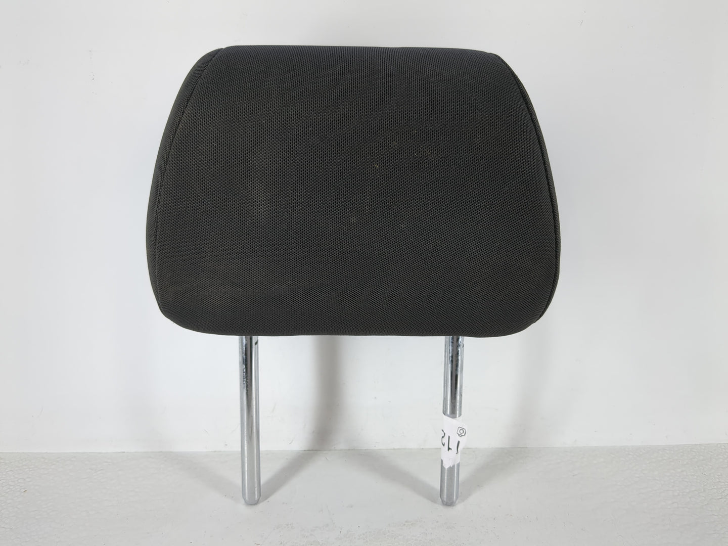 2016-2018 Chevrolet Cruze Headrest Head Rest Rear Seat Fits Fits 2016 2017 2018 OEM Used Auto Parts - Oemusedautoparts1.com