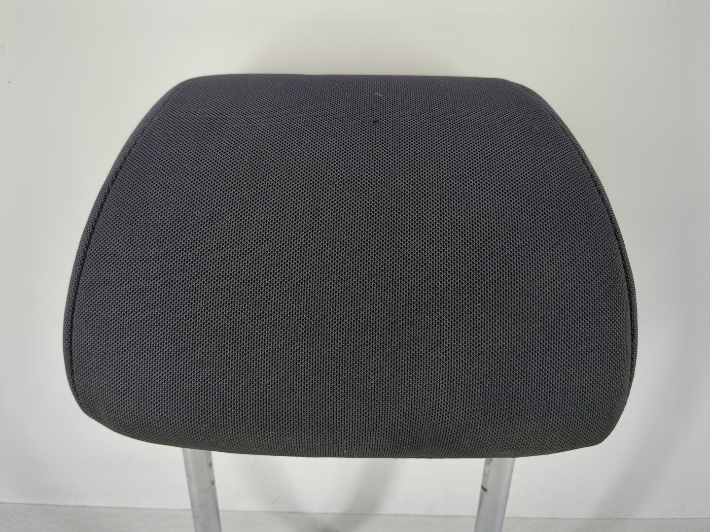 2016-2018 Chevrolet Cruze Headrest Head Rest Rear Seat Fits Fits 2016 2017 2018 OEM Used Auto Parts - Oemusedautoparts1.com