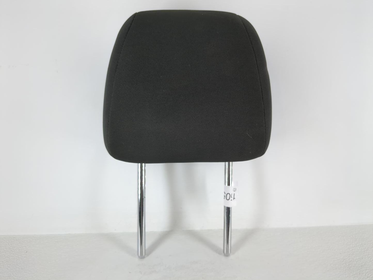 2016-2018 Chevrolet Cruze Headrest Head Rest Rear Seat Fits Fits 2016 2017 2018 OEM Used Auto Parts - Oemusedautoparts1.com