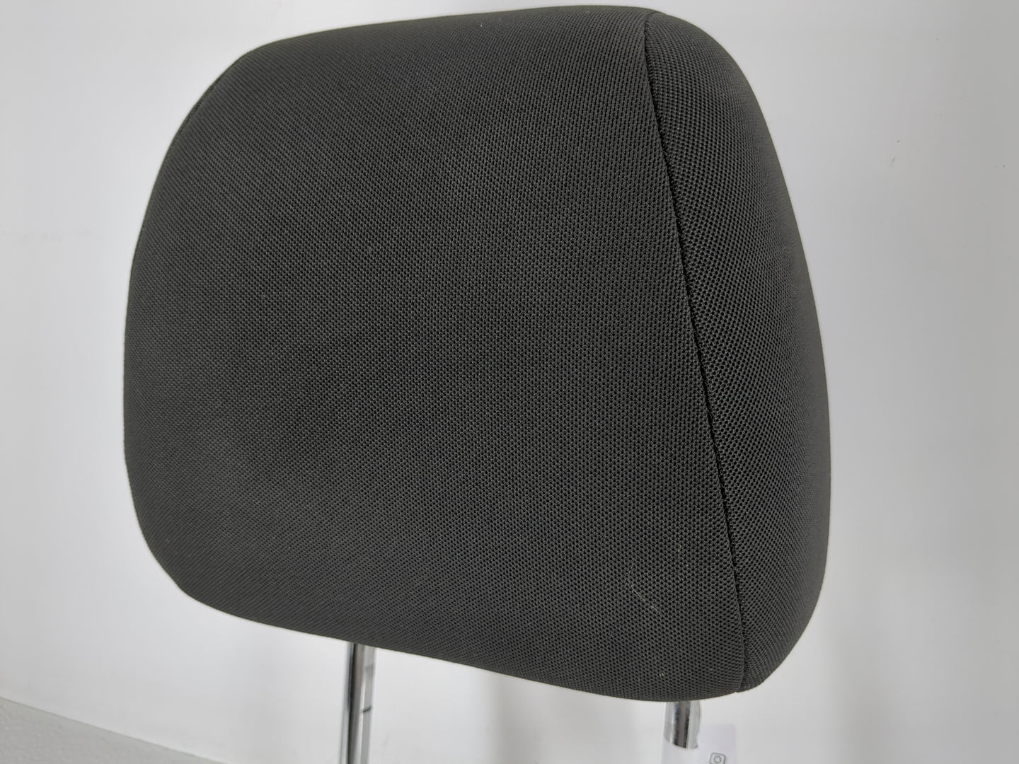 2016-2018 Chevrolet Cruze Headrest Head Rest Rear Seat Fits Fits 2016 2017 2018 OEM Used Auto Parts - Oemusedautoparts1.com