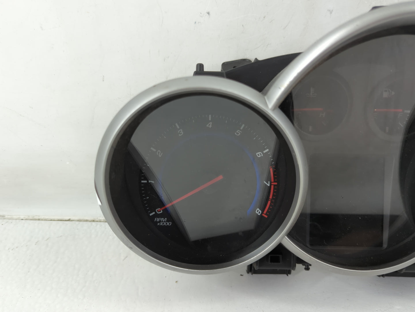 2015-2016 Chevrolet Cruze Instrument Cluster Speedometer Gauges P/N:42362675 Fits Fits 2015 2016 OEM Used Auto Parts - Oemus