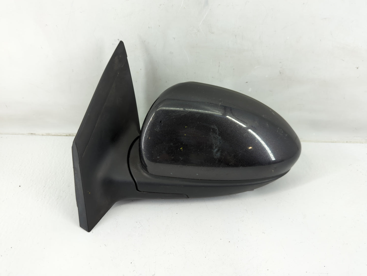 2016-2018 Chevrolet Cruze Driver Side View Mirror - Left Door Mirror OEM Used - Oemusedautoparts1.com