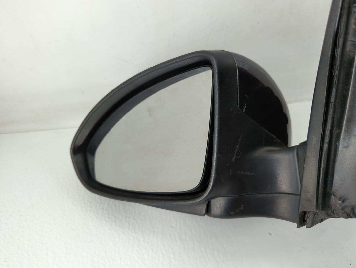 2016-2018 Chevrolet Cruze Driver Side View Mirror - Left Door Mirror OEM Used - Oemusedautoparts1.com