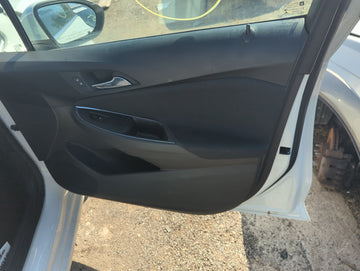 2016 Chevrolet Cruze Front Right Passenger Interior Door Panel Trim - Oemusedautoparts1.com