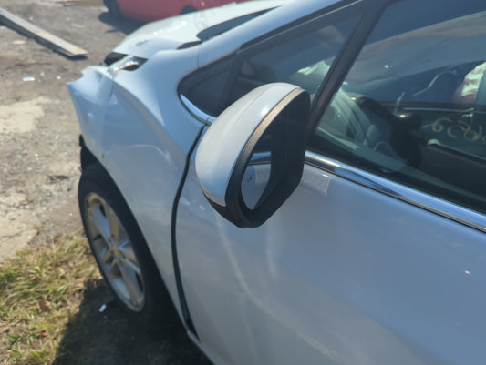 2016-2019 Chevrolet Cruze Driver Side View Mirror - Left Door Mirror OEM Used