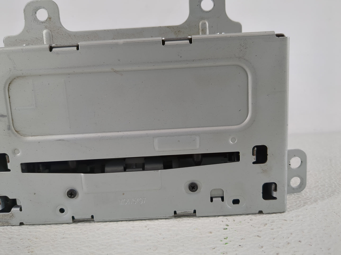 2013-2016 Chevrolet Cruze Radio AM FM Cd Player Receiver Replacement P/N:22976137 Fits Fits 2013 2014 2015 2016 OEM Used Aut