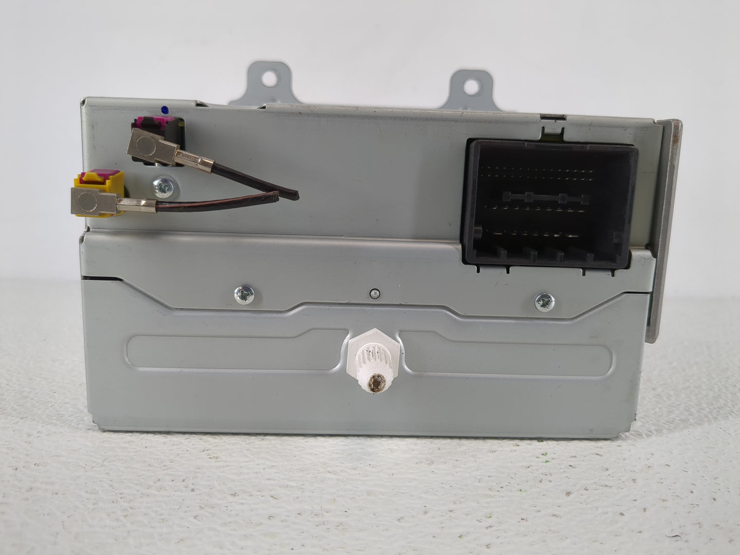 2013-2016 Chevrolet Cruze Radio AM FM Cd Player Receiver Replacement P/N:22976137 Fits Fits 2013 2014 2015 2016 OEM Used Aut