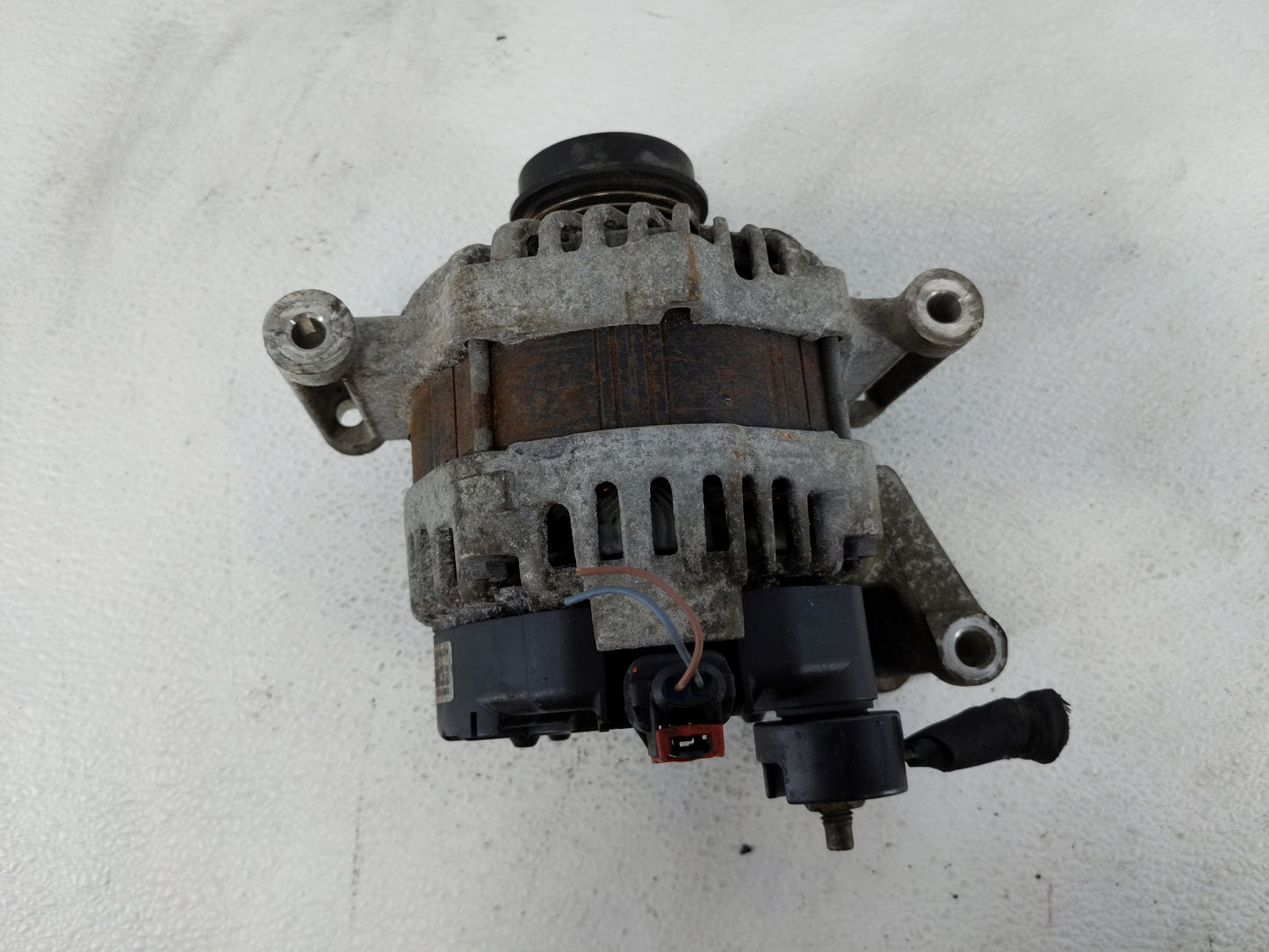 2016-2019 Chevrolet Cruze Alternator Replacement Generator Charging Assembly Engine OEM P/N:13506528 Fits Fits 2016 2017 201