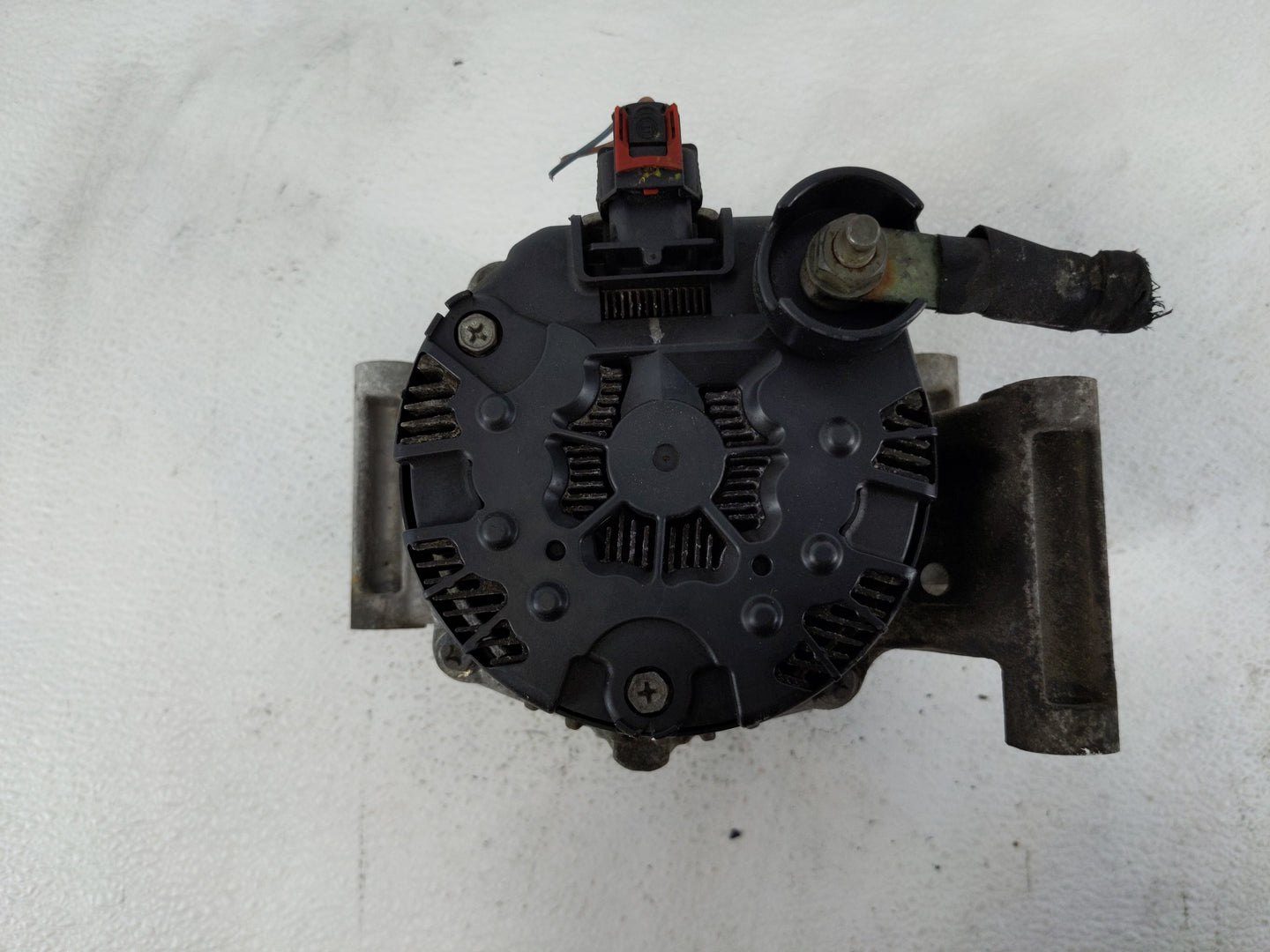 2016-2019 Chevrolet Cruze Alternator Replacement Generator Charging Assembly Engine OEM P/N:13506528 Fits Fits 2016 2017 201