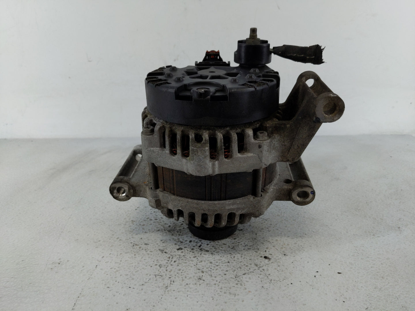 2016-2019 Chevrolet Cruze Alternator Replacement Generator Charging Assembly Engine OEM P/N:13506528 Fits Fits 2016 2017 201