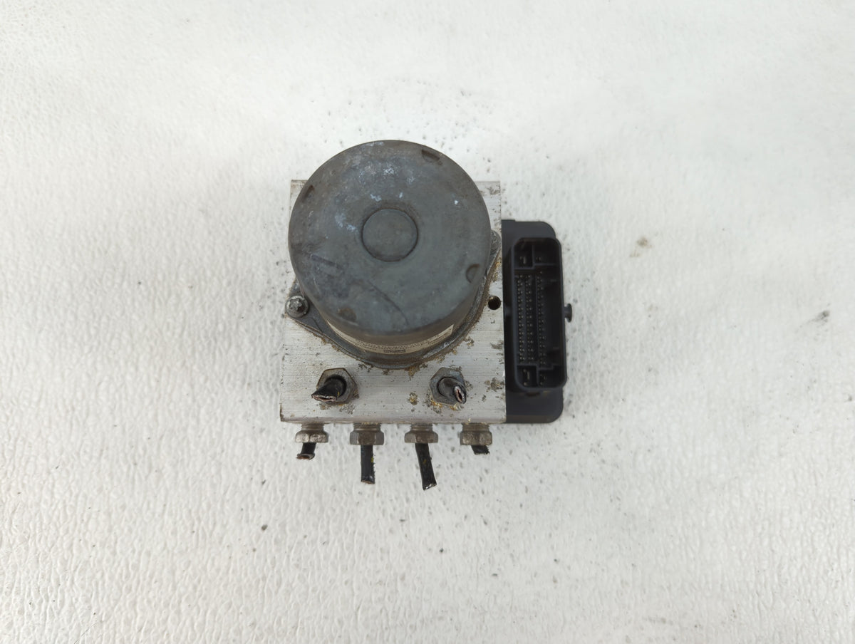 2016 Chevrolet Cruze Anti-Lock Brake ABS Pump Module Actuator OEM P/N:39042384 Fits OEM Used Auto Parts - Oemusedautoparts1.