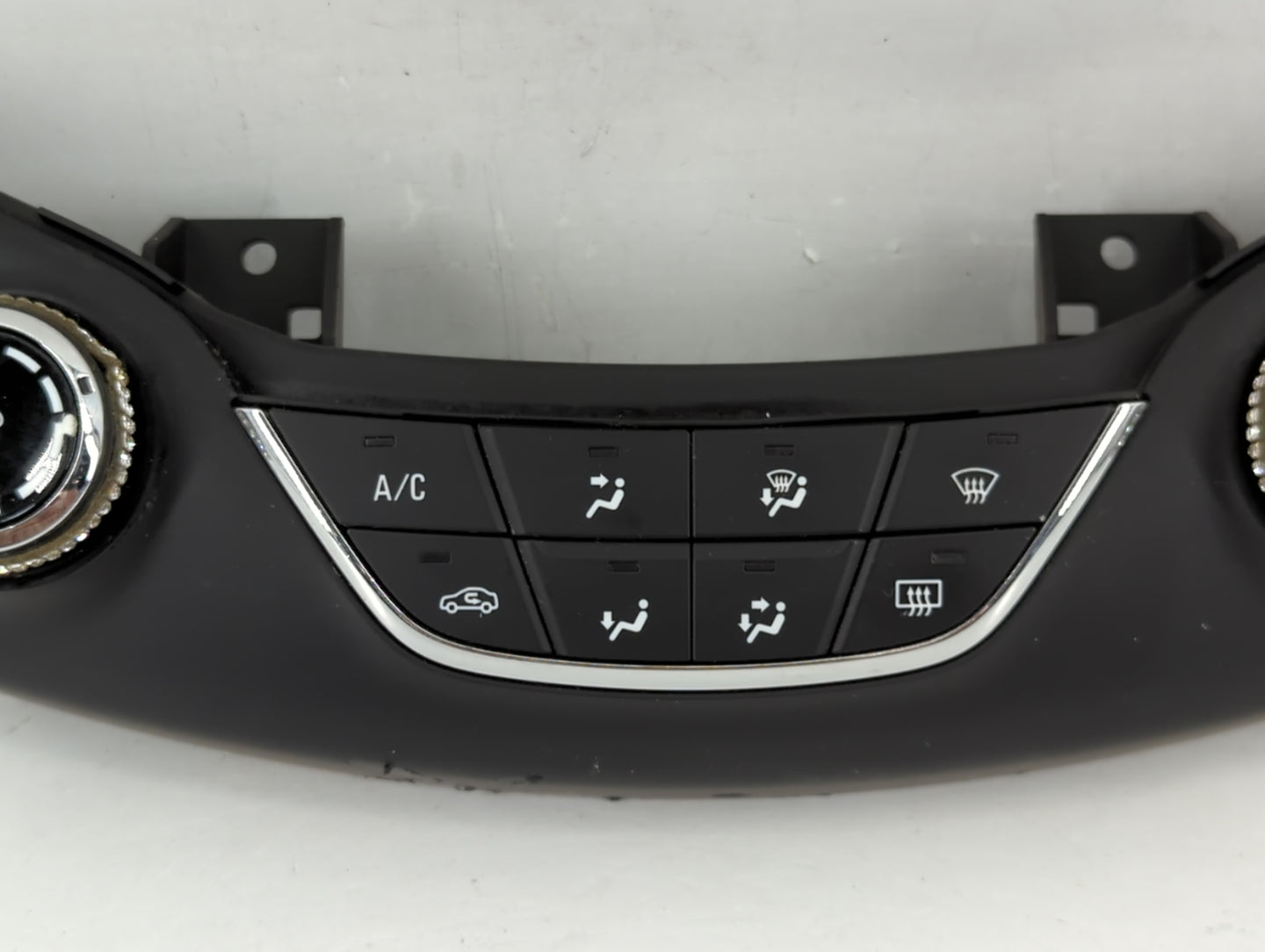 2016-2018 Chevrolet Cruze Climate Control Module Temperature AC/Heater Replacement P/N:39028880 Fits Fits 2016 2017 2018 OEM