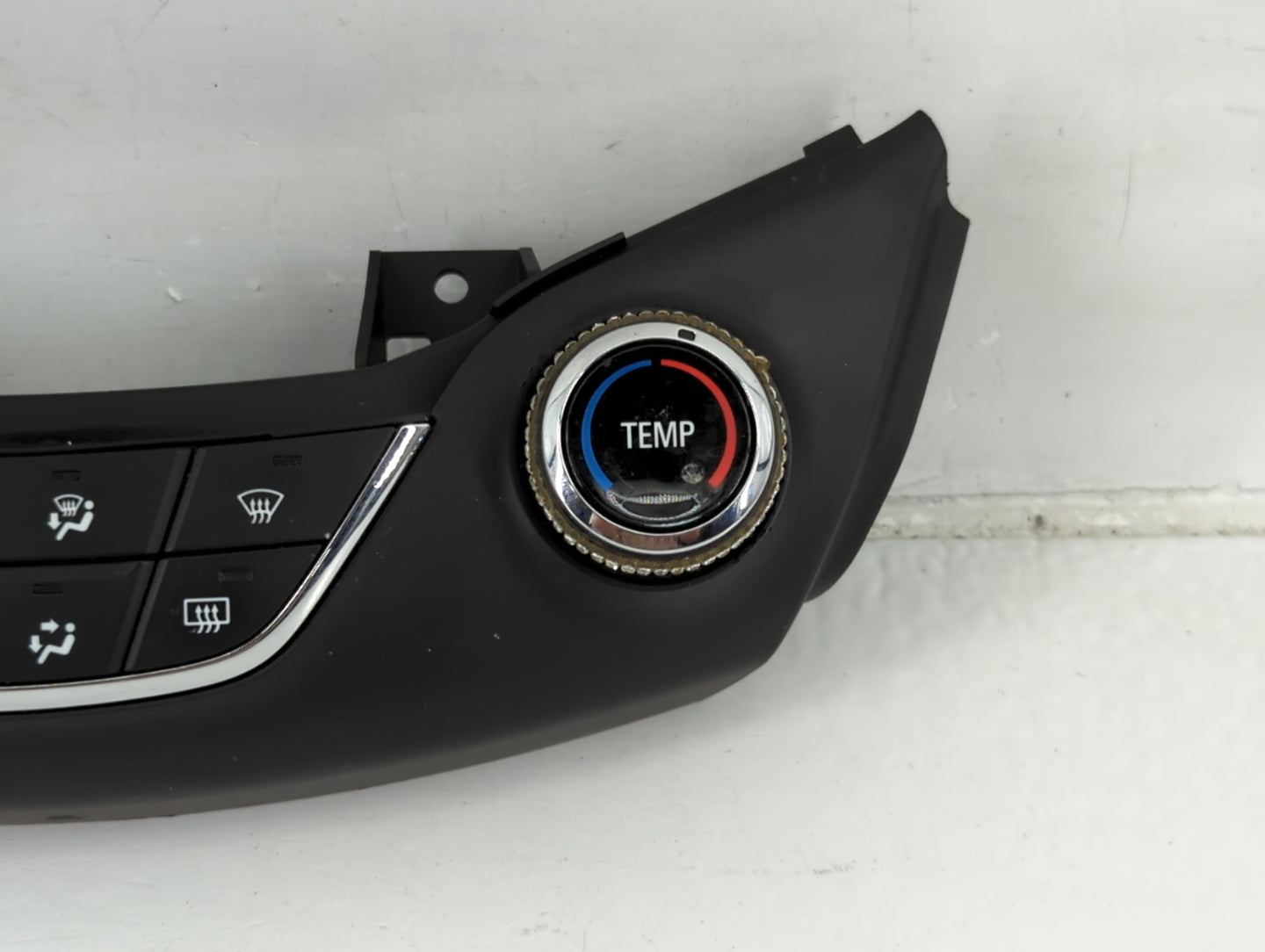 2016-2018 Chevrolet Cruze Climate Control Module Temperature AC/Heater Replacement P/N:39028880 Fits Fits 2016 2017 2018 OEM