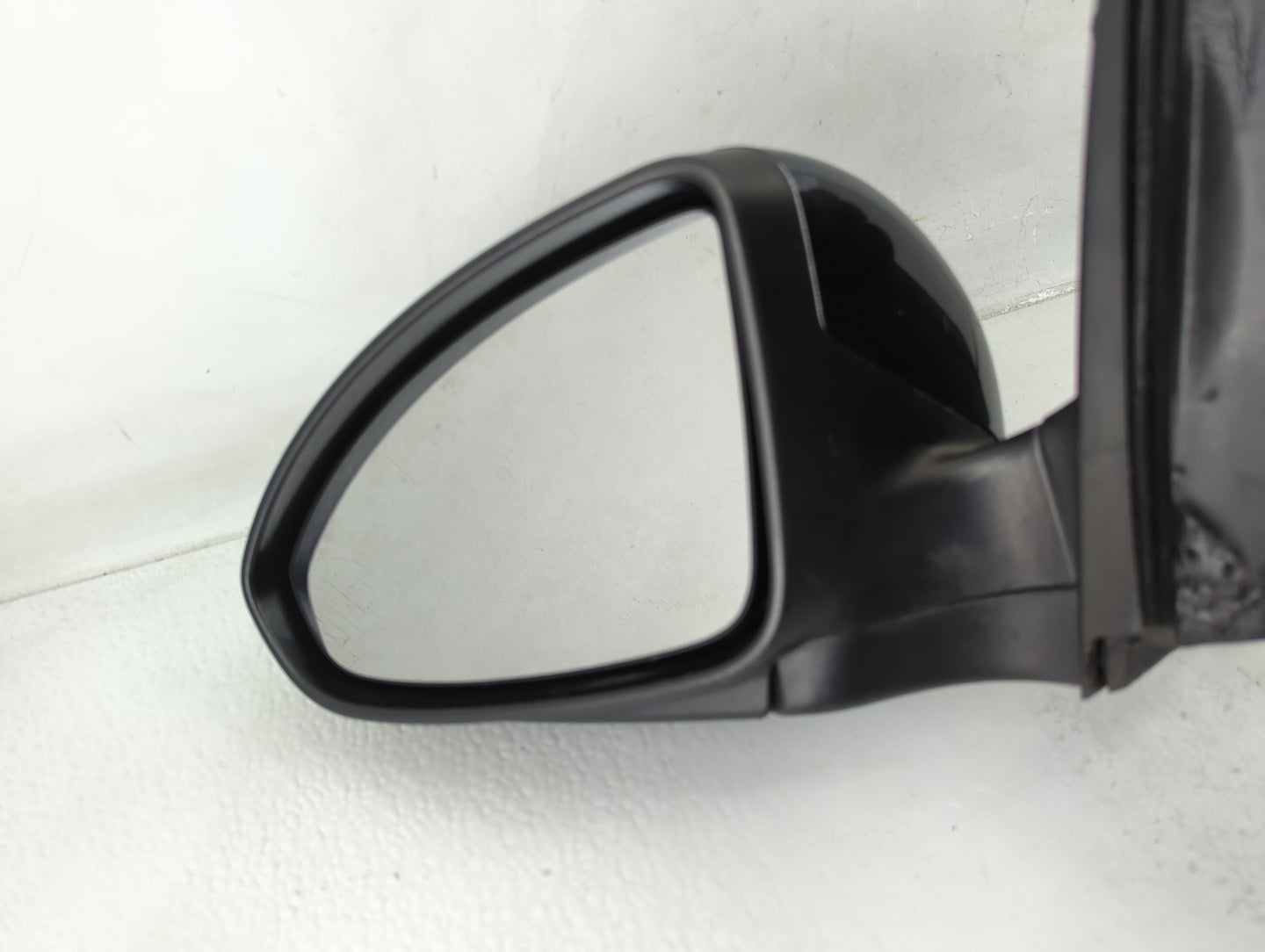 2011-2016 Chevrolet Cruze Driver Side View Mirror - Left Door Mirror OEM Used - Oemusedautoparts1.com