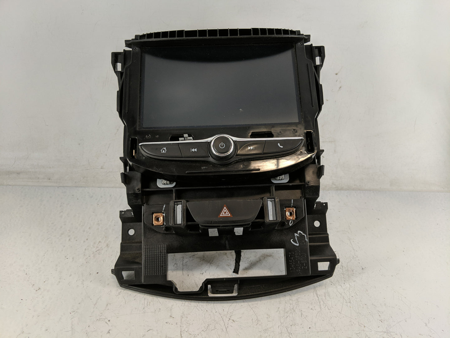 2016 Chevrolet Cruze Radio AM FM Cd Player Receiver Replacement P/N:42505018 Fits OEM Used Auto Parts - Oemusedautoparts1.co