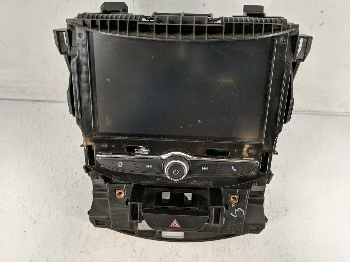 2016 Chevrolet Cruze Radio AM FM Cd Player Receiver Replacement P/N:42505018 Fits OEM Used Auto Parts - Oemusedautoparts1.co