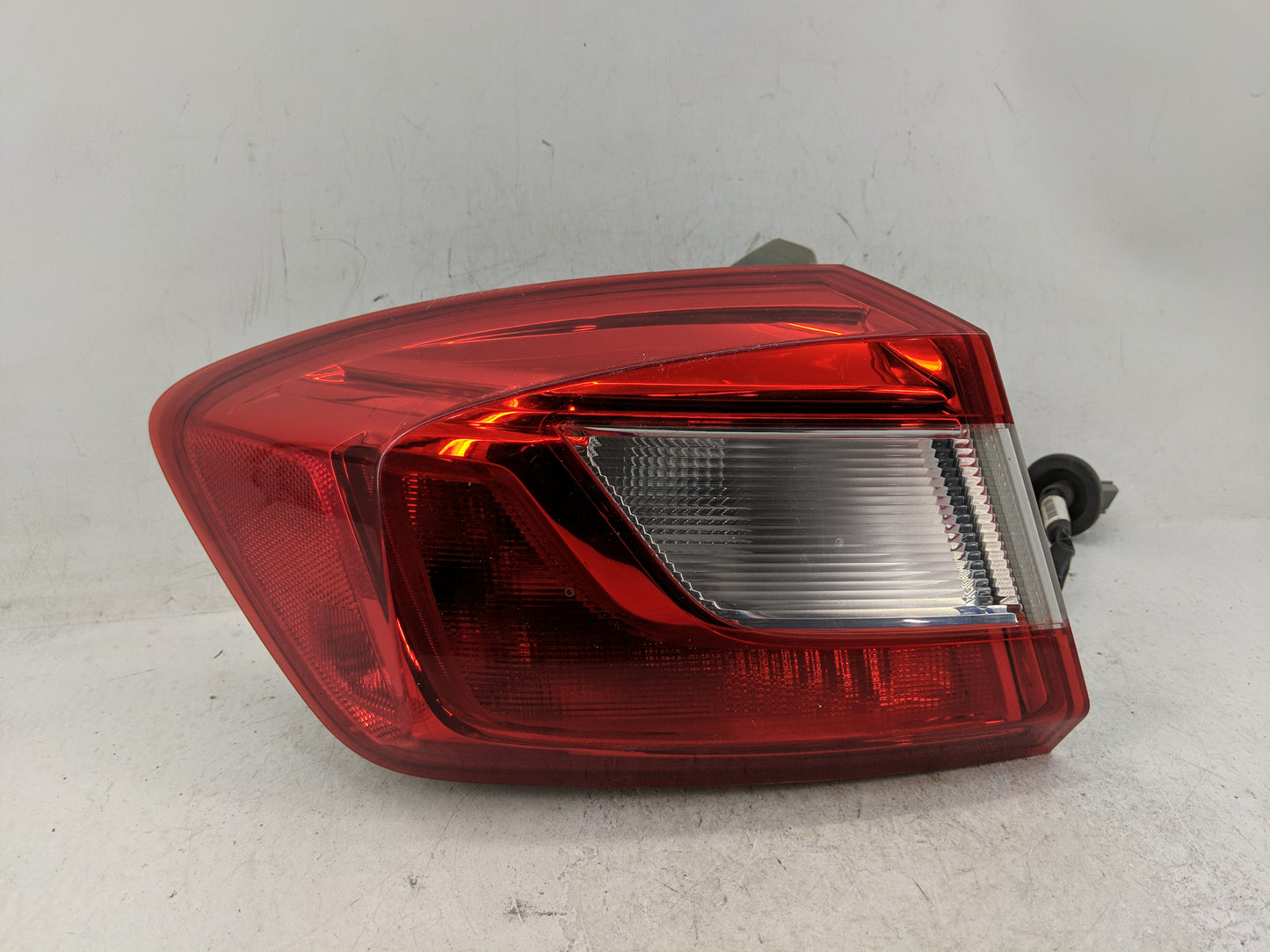 2016 Chevrolet Cruze Tail Light Assembly Driver Left OEM P/N:84078120 Fits OEM Used Auto Parts - Oemusedautoparts1.com