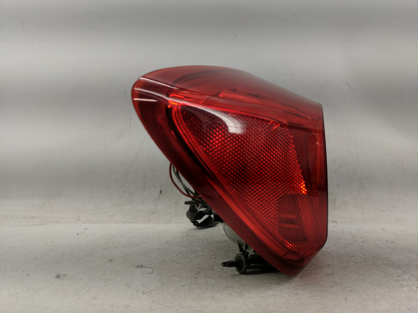 2016 Chevrolet Cruze Tail Light Assembly Driver Left OEM P/N:84078120 Fits OEM Used Auto Parts - Oemusedautoparts1.com