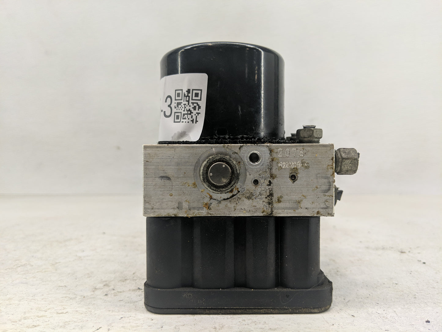 2016 Chevrolet Cruze ABS Pump Control Module Replacement P/N:13434670 Fits OEM Used Auto Parts - Oemusedautoparts1.com