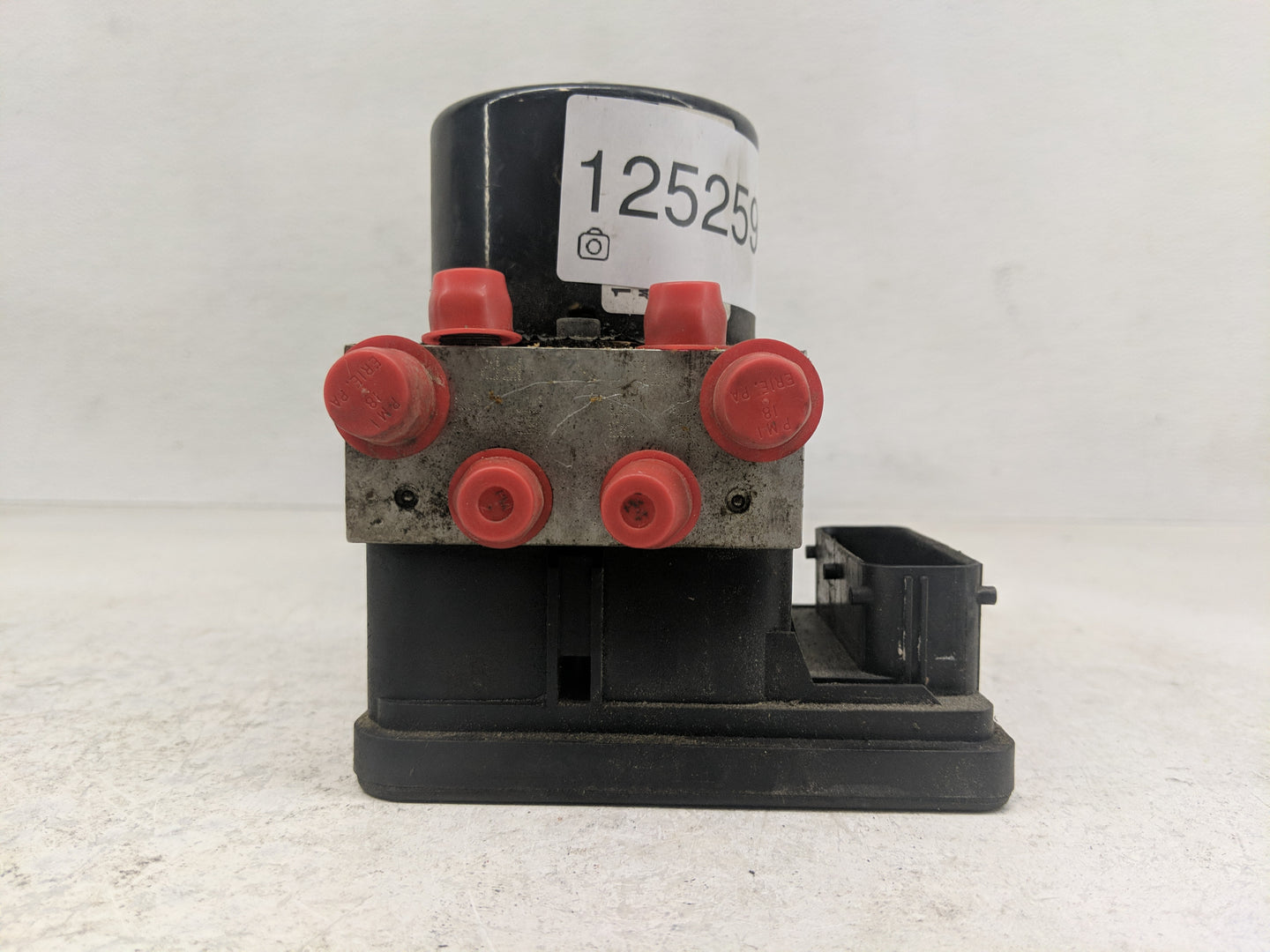 2016 Chevrolet Cruze ABS Pump Control Module Replacement P/N:13434670 Fits OEM Used Auto Parts - Oemusedautoparts1.com