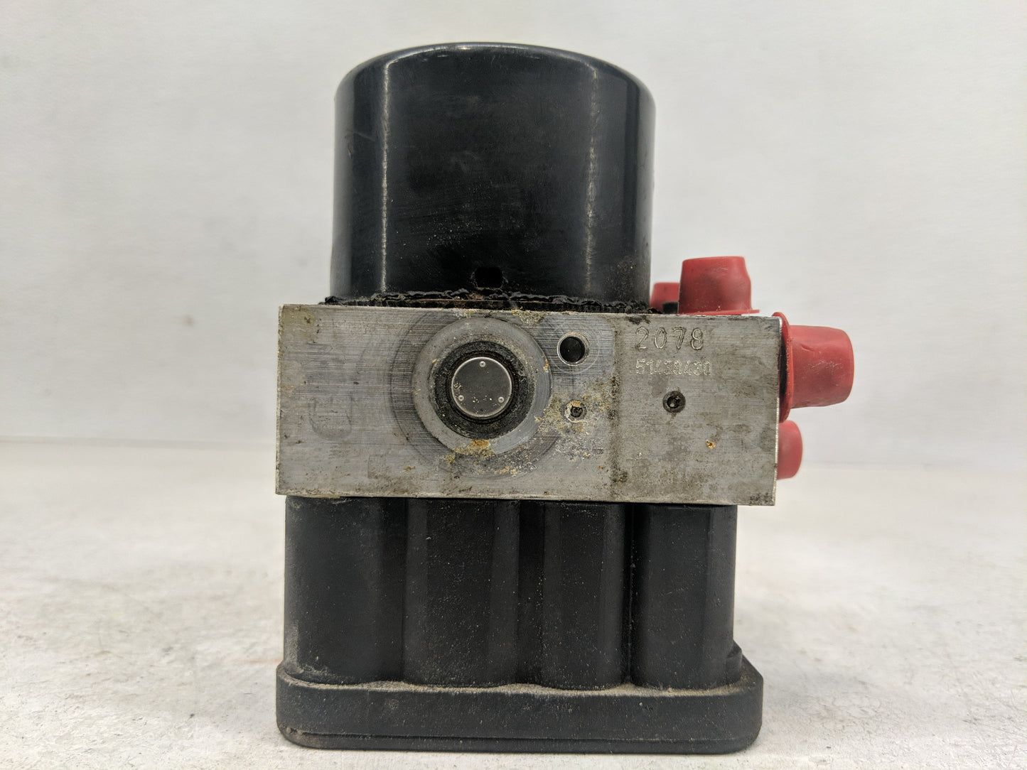 2016 Chevrolet Cruze ABS Pump Control Module Replacement P/N:13434670 Fits OEM Used Auto Parts - Oemusedautoparts1.com