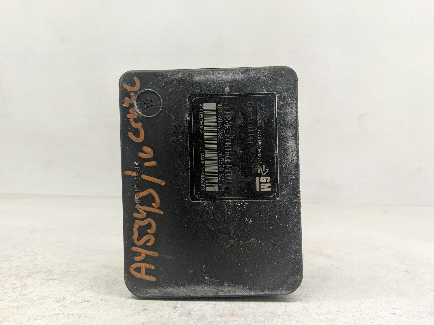 2016 Chevrolet Cruze ABS Pump Control Module Replacement P/N:13434670 Fits OEM Used Auto Parts - Oemusedautoparts1.com