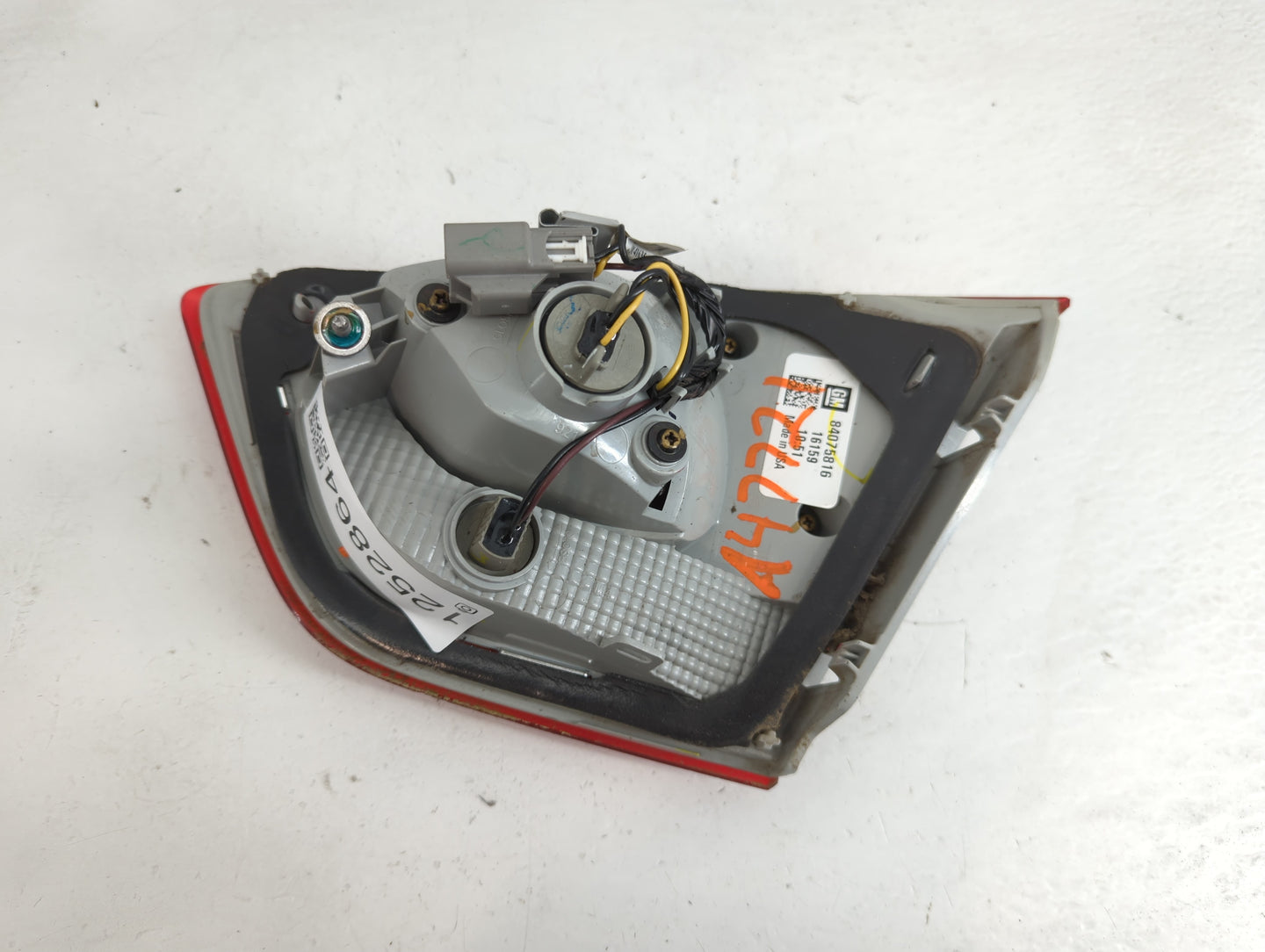 2016 Chevrolet Cruze Tail Light Assembly Passenger Right OEM P/N:84075816 Fits OEM Used Auto Parts - Oemusedautoparts1.com