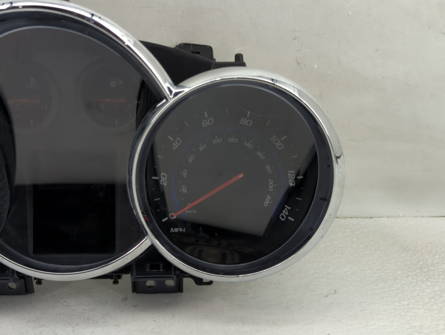 2015-2016 Chevrolet Cruze Instrument Cluster Speedometer Gauges P/N:42362673 811511914 Fits Fits 2015 2016 OEM Used Auto Par