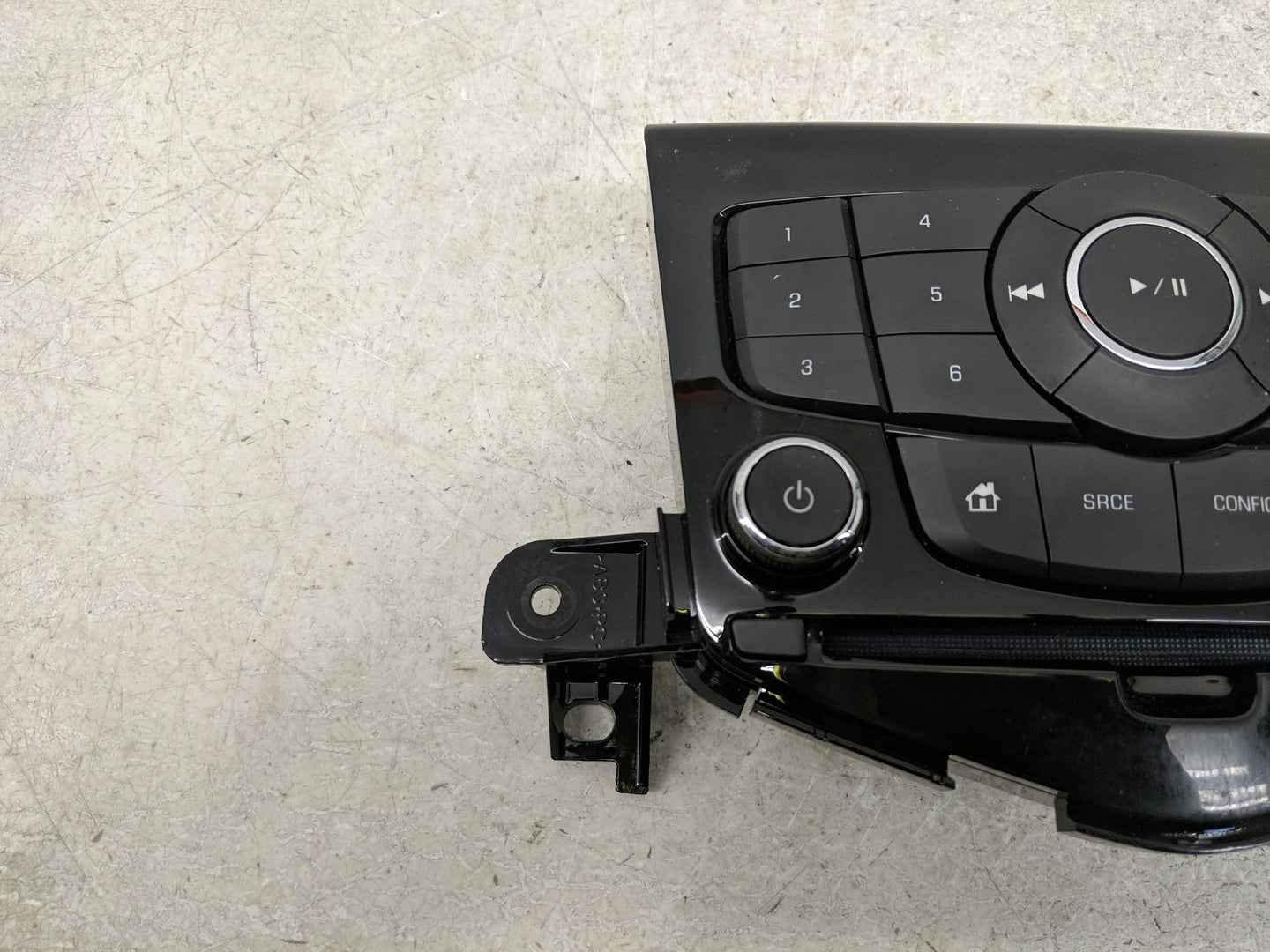 2013-2016 Chevrolet Cruze Radio Control Panel - Oemusedautoparts1.com