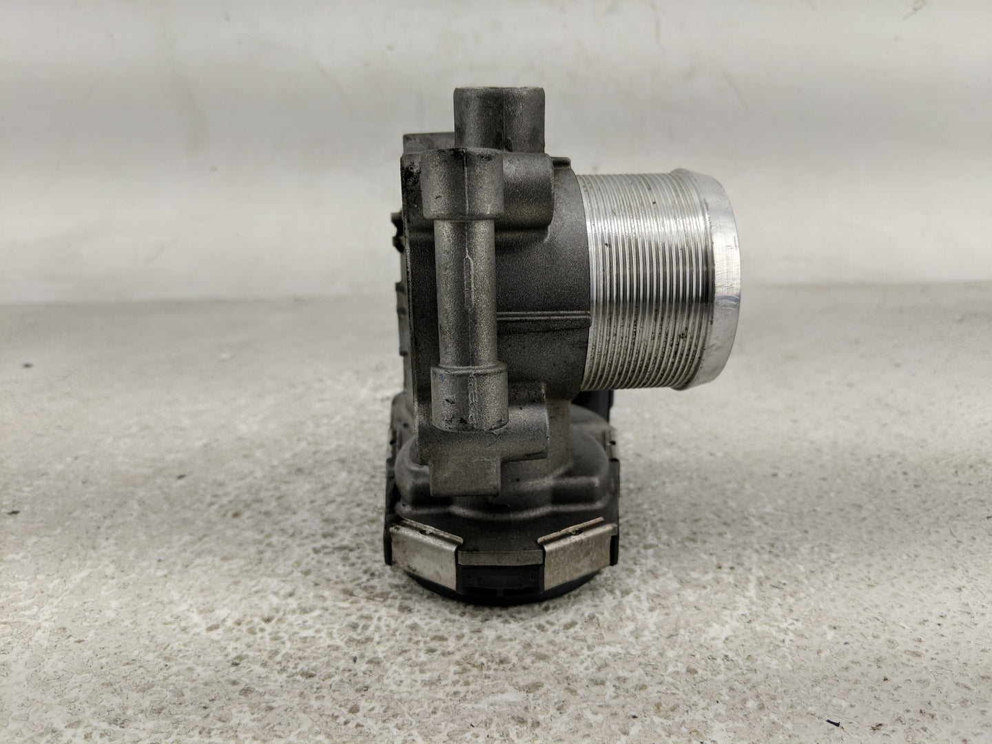 2011-2016 Chevrolet Cruze Throttle Body P/N:0 280 750 498 55 565 489 Fits OEM Used Auto Parts - Oemusedautoparts1.com