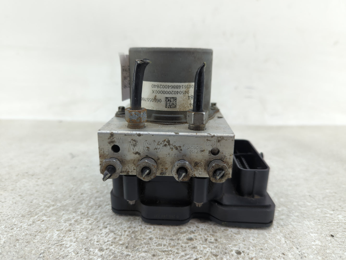 2016 Chevrolet Cruze ABS Pump Control Module Replacement P/N:06505576 3904 2384, 065055766 Fits OEM Used Auto Parts - Oemuse