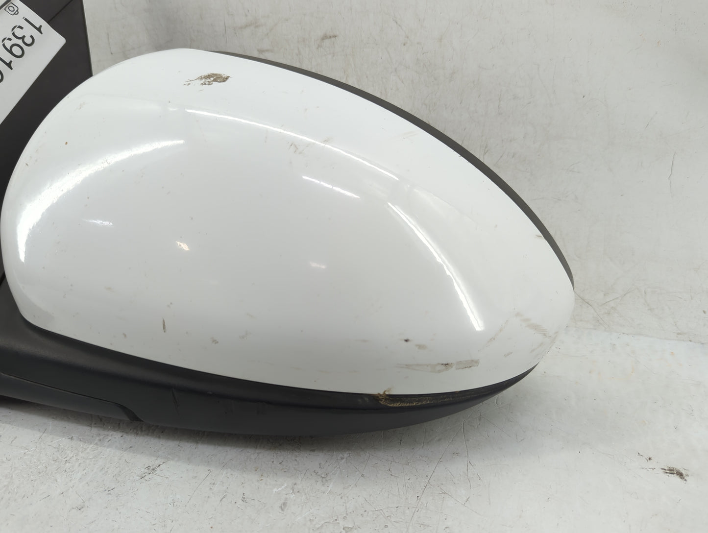 2016-2019 Chevrolet Cruze Driver Side View Mirror - Left Door Mirror OEM Used - Oemusedautoparts1.com