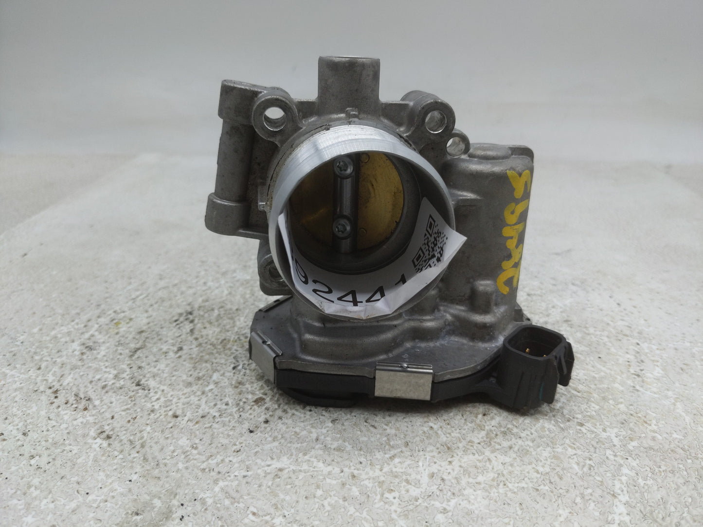 2011-2016 Chevrolet Cruze Throttle Body P/N:55 565 489 Fits Fits 2011 2012 2013 2014 2015 2016 2017 2018 2019 2020 2021 OEM 