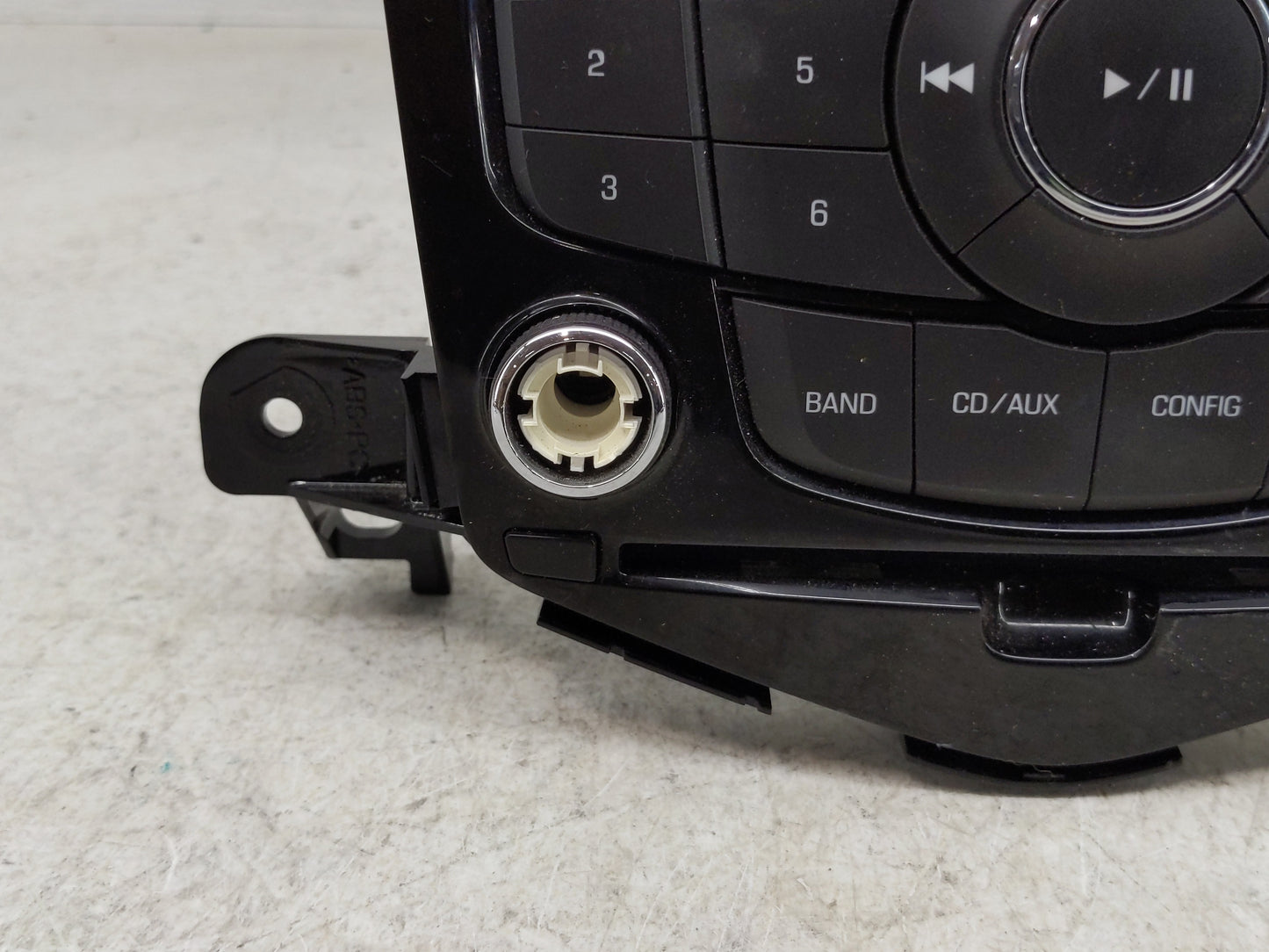 2011-2016 Chevrolet Cruze Radio AM FM Cd Player Receiver Replacement P/N:95914367 Fits Fits 2011 2012 2013 2014 2015 2016 OE