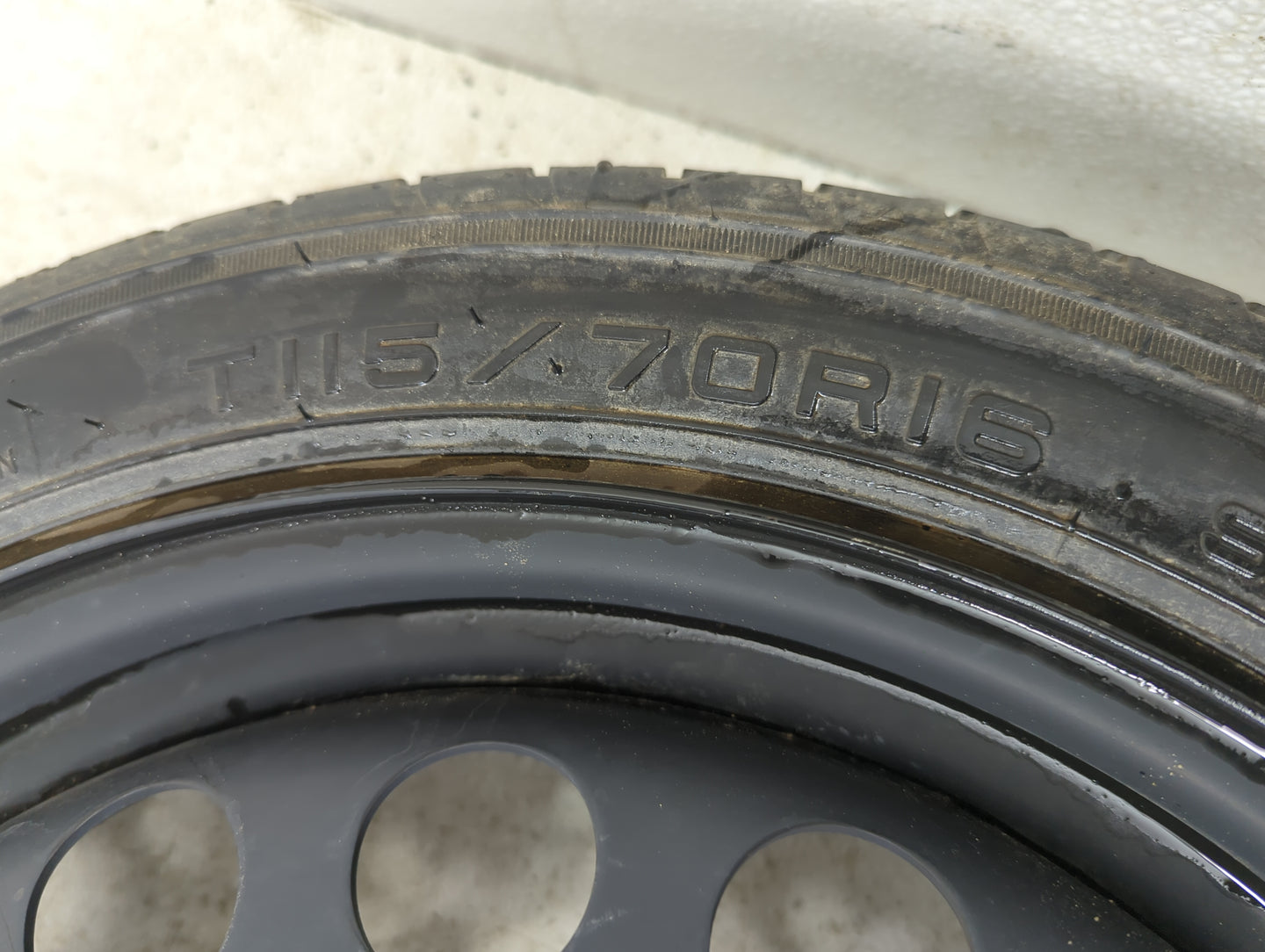 2016 Chevrolet Cruze Spare Donut Tire Wheel Rim Oem 1401796 - Oemusedautoparts1.com