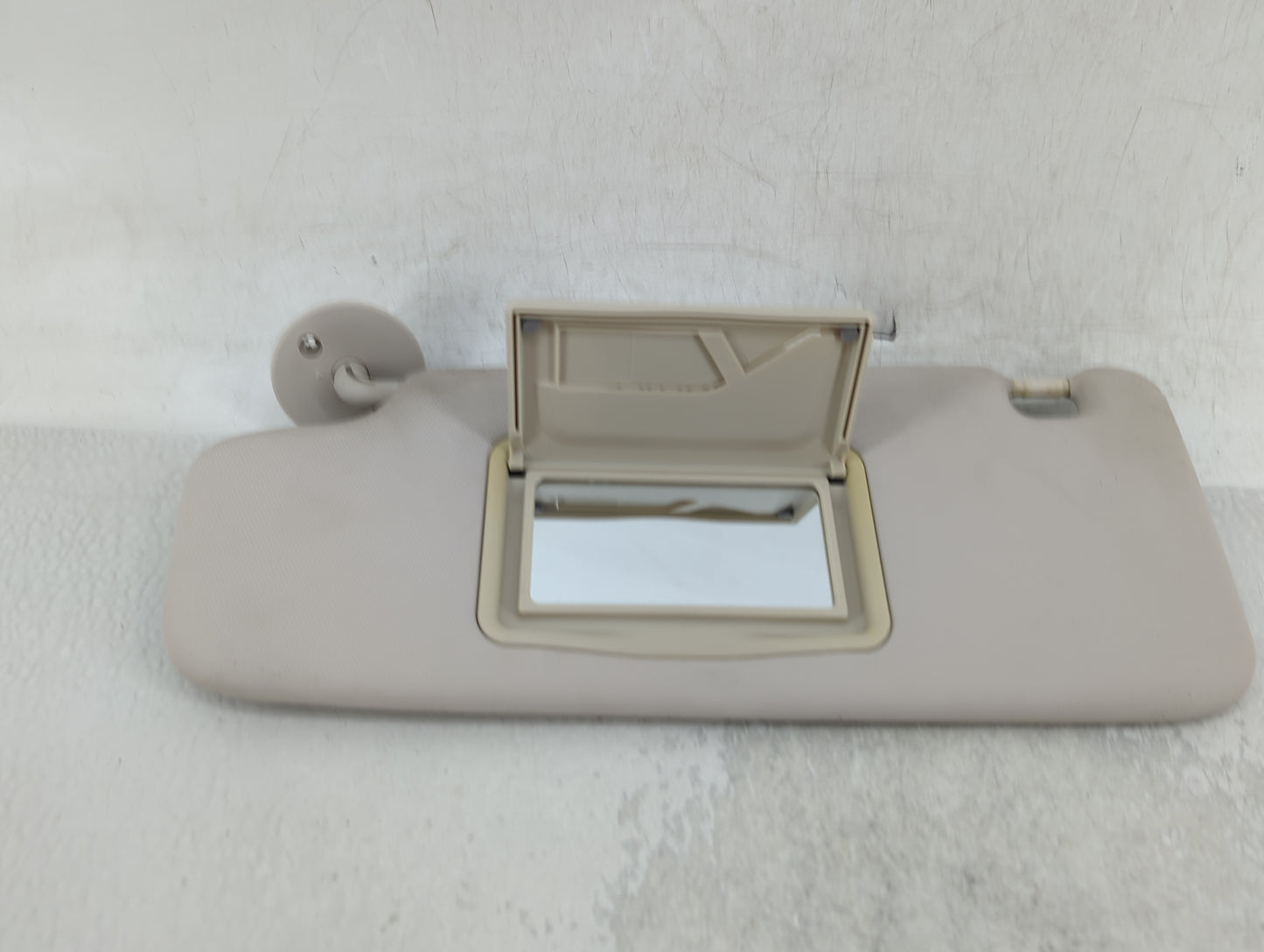 2016 Chevrolet Cruze Sun Visor Shade Replacement Driver Left Mirror Fits OEM Used Auto Parts - Oemusedautoparts1.com
