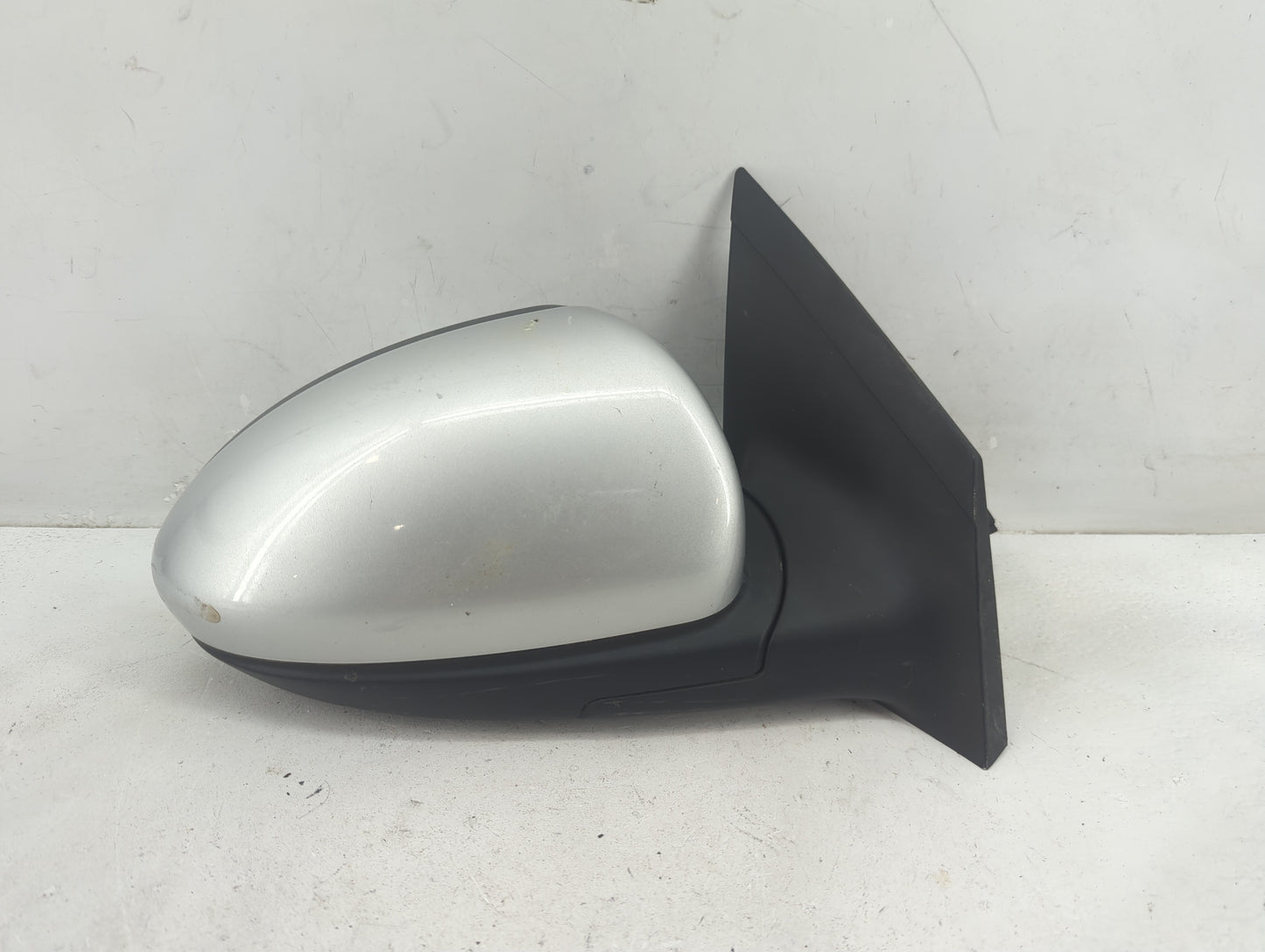 2011-2016 Chevrolet Cruze Passenger Side View Mirror - Right Door Mirror OEM Used - Oemusedautoparts1.com