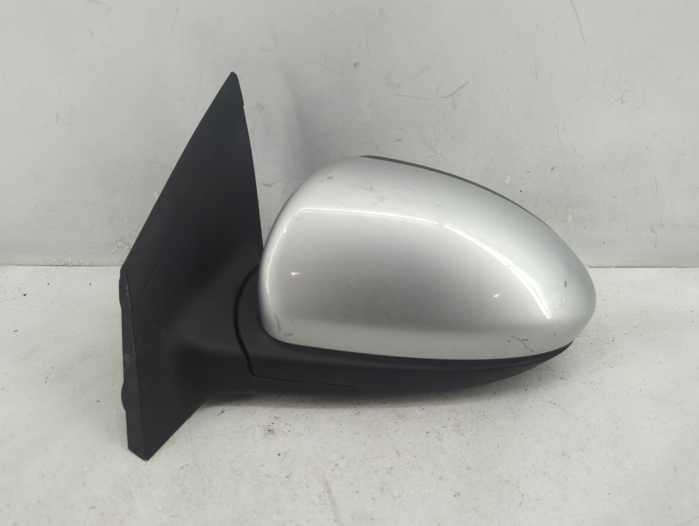 2011-2016 Chevrolet Cruze Driver Side View Mirror - Left Door Mirror OEM Used - Oemusedautoparts1.com